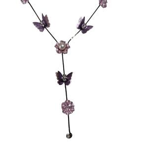 Vtge Purple /Lavender Butterflies and Flowers 1 Pearl 10 rhinestones Necklace